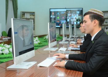 Turkmenistán, el país más hermético del mundo: no existen Facebook, Instagram y YouTube