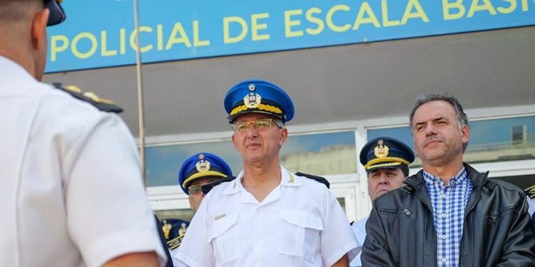 Yamandú Orsi llamó a “interpelarnos como sociedad” por la inseguridad