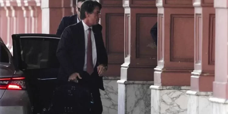 Aumento de sueldos y salida de Yasin: el detrás de escena de la decisión de Javier Milei