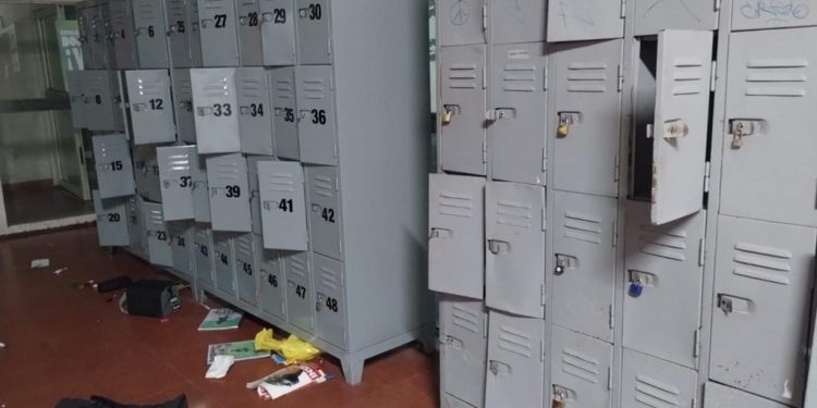 Cambio de estrategia: el Gobierno de la Ciudad ya no intenta esconder la ola de robos en las escuelas públicas