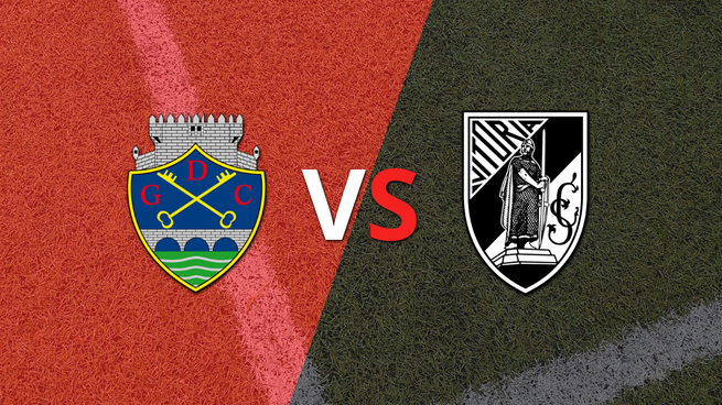 Chaves enfrenta a Vitória Guimarães buscando salir del fondo