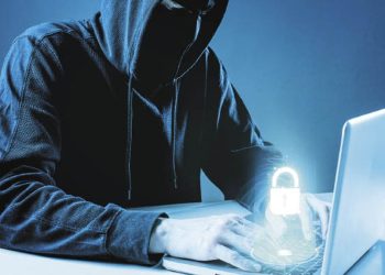 Cómo evitar el ”pig butchering”, la estafa con criptomonedas que cada vez cobra más víctimas