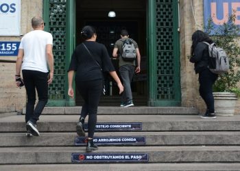 Docentes universitarios anunciaron un paro nacional para el 14 de marzo por el ajuste de Javier Milei