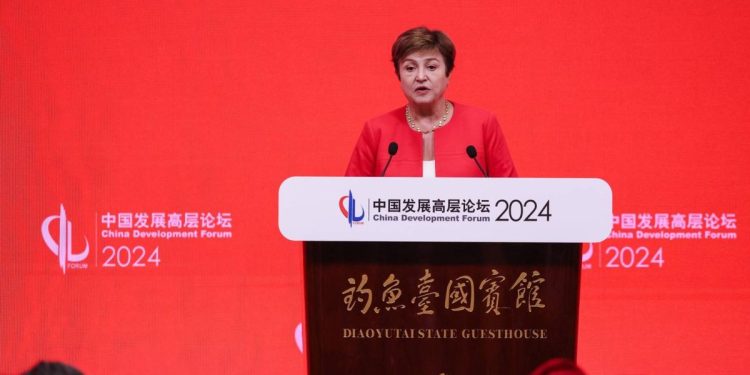 El FMI presiona a China por reformas, ¿por qué podrían beneficiar a Uruguay?