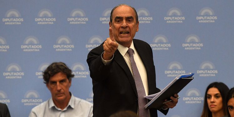 El oficialismo reedita el discurso contra «la casta» ante el impacto que produjo el rechazo del DNU en el Senado