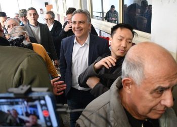 En medio de las tensiones con el gobierno, Llaryora confirmó que apoyará la Ley Bases