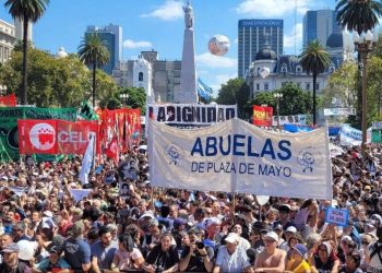 Estela de Carlotto: “El Gobierno viola todos los pactos internacionales”