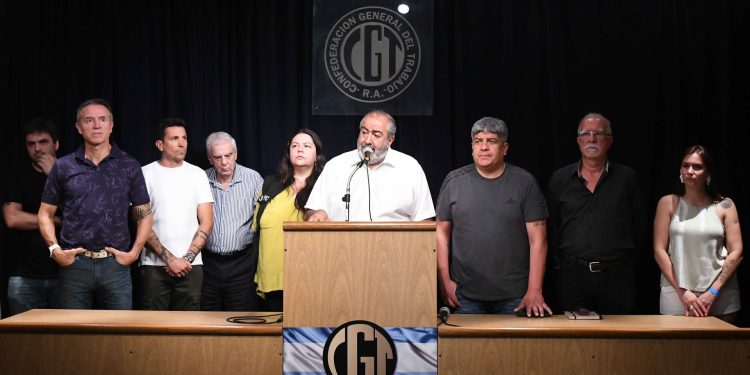 La CGT manifestó “absoluto rechazo y repudio” al anuncio de cierre de la Agencia Télam