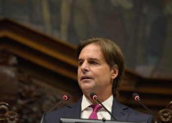 Lacalle Pou destacó que va a rendir cuentas en el Parlamento de cara a “un año importante”