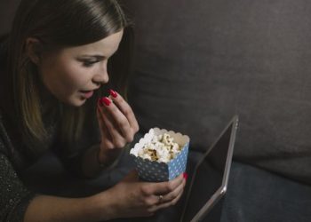 Max estrenó una película basada en un clásico de la Literatura que es furor en todo el mundo