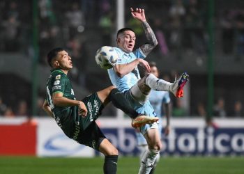 Racing recibe a Sarmiento de Junín esta noche: horario, TV y formaciones