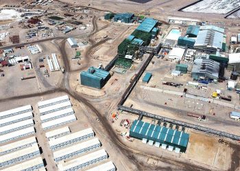 Revancha judicial por salarios paraliza la minería en Catamarca