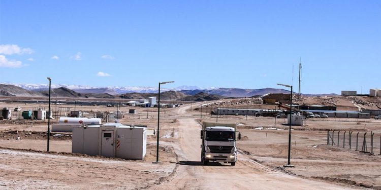 Tras la denuncia de una comunidad originaria, la Corte de Catamarca ordenó paralizar la extracción de litio