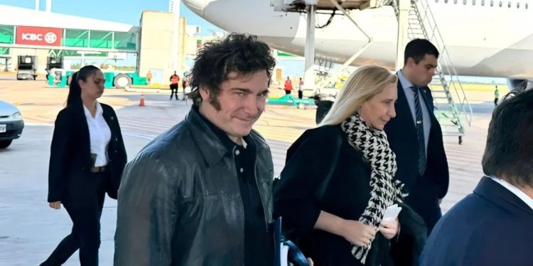 Arde La Libertad Avanza: Oscar Zago desliza interna entre Javier y Karina Milei