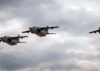 Argentina busca en Chile darle impulso exportador al avión Pampa III