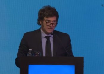 Caramelos y estatus quo: el equilibrio de un Gobierno que debe ajustar el timing