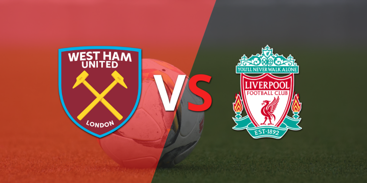 Comienza el juego entre West Ham United y Liverpool en el estadio London Stadium
