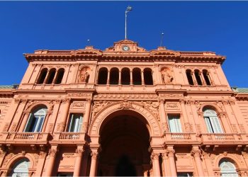 El Gabinete de Javier Milei se reunirá en Casa Rosada y el Gobierno avanza en acuerdos con la oposición dialoguista por la nueva ley ómnibus