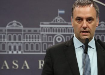 Gobernadores de JxC llegan a Casa Rosada para destrabar negociaciones por la ley ómnibus