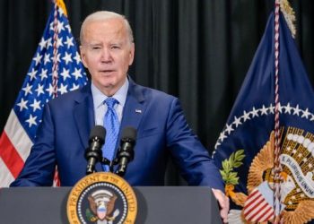 Joe Biden analiza la posibilidad de cerrar la frontera de EEUU con México
