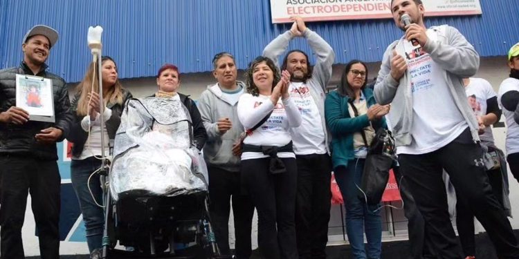 La salud según los libertarios: el registro de electrodependientes está en riesgo de sufrir recortes