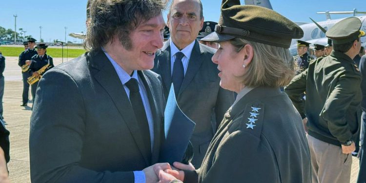 Las tensiones que abren las nuevas «relaciones carnales» que Milei impulsa con EE UU