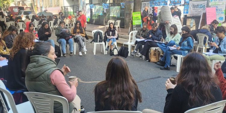 Las universidades, en coma: tienen vida hasta junio
