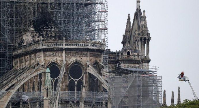 Notre Dame reabrirá sus puertas a cinco años del voraz incendio que casi la destruye