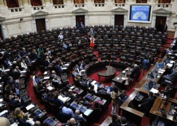 Pacto de Mayo: el Gobierno sólo convocará a los que voten la ley Bases