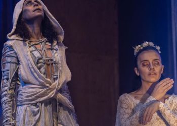 Teatro en un país al rojo vivo