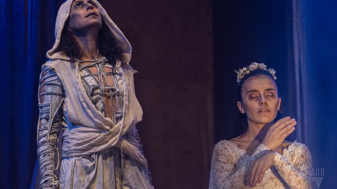 Teatro en un país al rojo vivo