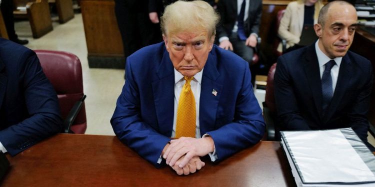 Aplazan sin fecha un juicio contra Donald Trump y podría llegar sin condena a las elecciones