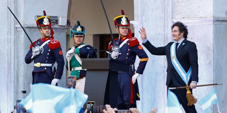 Discurso de Javier Milei: euforia libertaria e indiferencia opositora