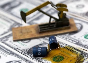 El dólar global y el petróleo operan estables con la atención del mercado centrada en la inflación de EEUU