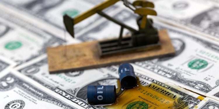 El dólar global y el petróleo operan estables con la atención del mercado centrada en la inflación de EEUU