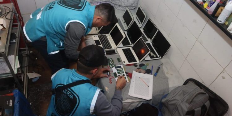 El Gobierno de la Ciudad apenas logró recuperar el 20% de las computadoras robadas en las escuelas públicas