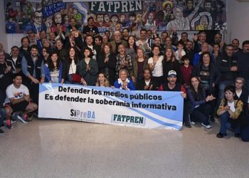 El gobierno ordenó cerrar las redes sociales de la Televisión Pública y Radio Nacional