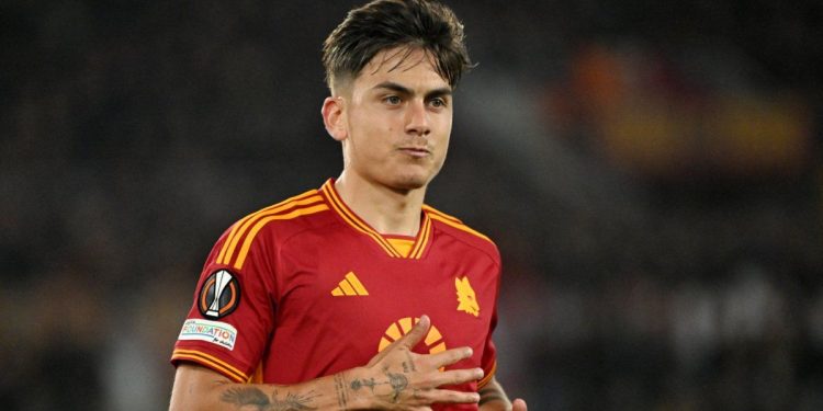 Europa League: Palacios le ganó a Dybala el duelo argentino