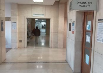 Guardias mínimas y pasillos vacíos: fuerte adhesión al paro en los hospitales