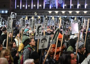 La Marcha del Silencio reunió a miles de personas que exigieron respuestas al Estado