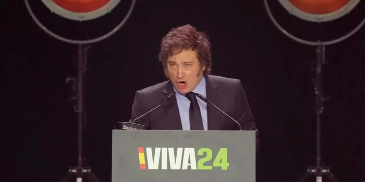 Milei llamó “corrupta” a la esposa de Pedro Sánchez y generó otro escándalo diplomático con España