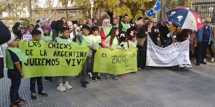 «Participamos en la ronda de las Madres para reclamar por los derechos de niñez y adolescencia»