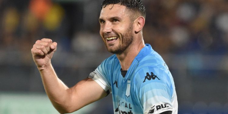 Racing visita a Bragantino en Brasil por la Sudamericana: horario, TV y formaciones