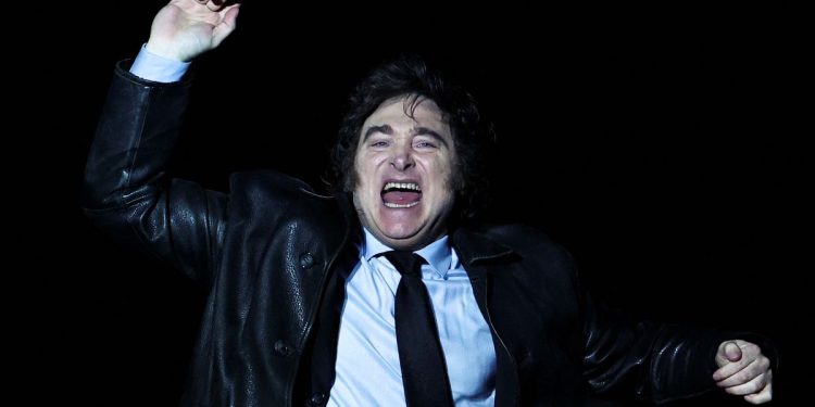 Socialismo y kirchnerismo, los enemigos contra los que apuntó Javier Milei