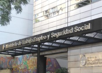 Tras la polémica, Gobierno nombró a funcionario del SECLO para habilitar pago de indemnizaciones