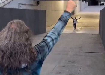 Video: el fan de La Renga que tuvo un emotivo y divertido momento con la banda al ingresar al estadio para ver el recital