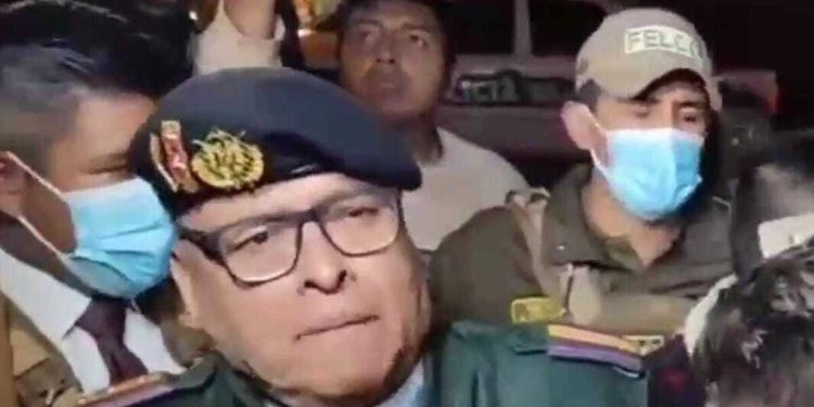 Bolivia: en el momento de su detención, Zúñiga acusó a Luis Arce de ordenarle sacar ”los blindados”