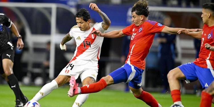 Dolor de ojos: Chile y Perú debutaron en la Copa América con un partido para el olvido