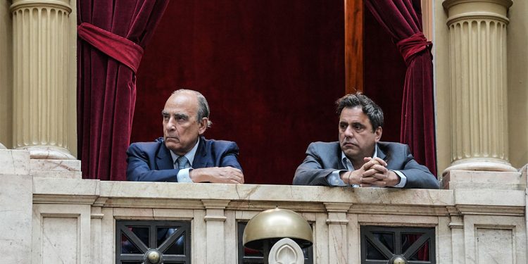 El Senado debate la Ley Bases en un escenario de acuerdos frágiles para el oficialismo
