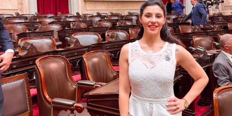 La diputada Marcela Pagano anunció que está embarazada: “Gracias Dios por este milagro”